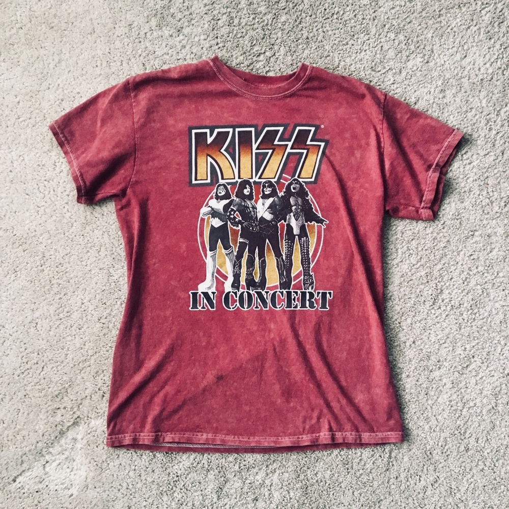 KISS Tee